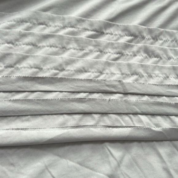 Pottery Barn Teen Pretty Pleats Duvet Cover (Twin/Twin XL) Light Gray - Picture 3 of 4